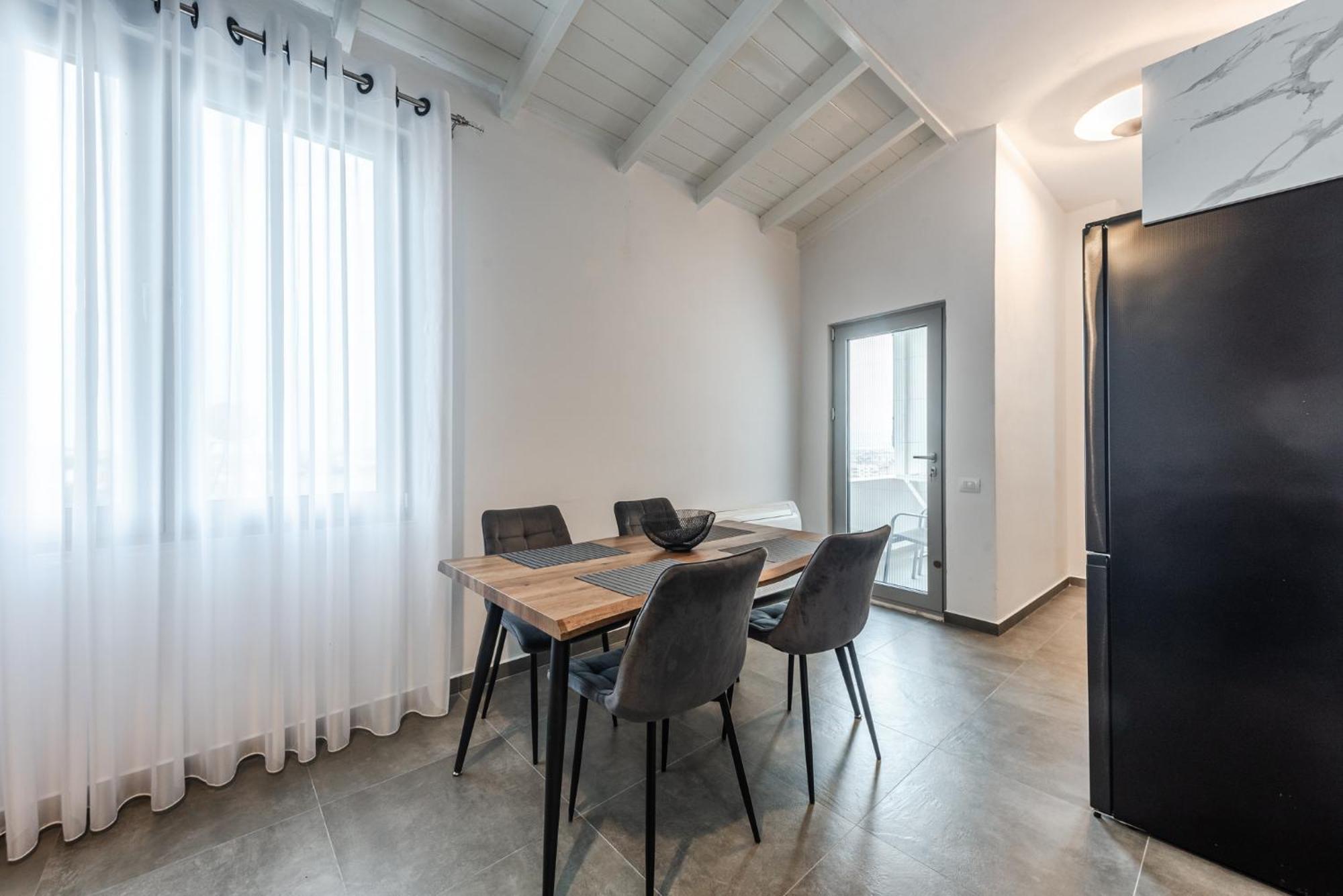 Royal Hill Apartments By Ps Durrës Kültér fotó